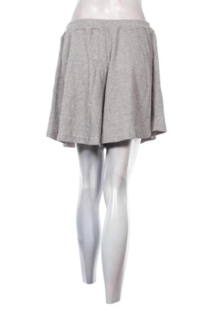 Дамски къс панталон Unbranded, Размер M, Цвят Сив, Цена 4,09 €