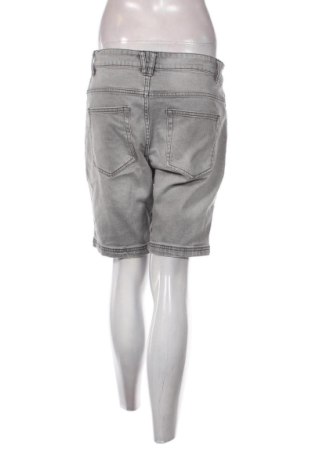 Pantaloni scurți de femei Watson's, Mărime L, Culoare Gri, Preț 43,99 Lei