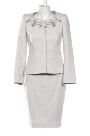 Дамски костюм Unbranded, Размер XS, Цвят Многоцветен, Цена 56,40 €