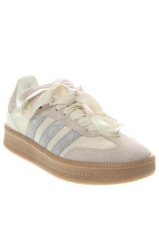 Дамски обувки Adidas Originals, Размер 40, Цвят Бежов, Цена 104,81 €