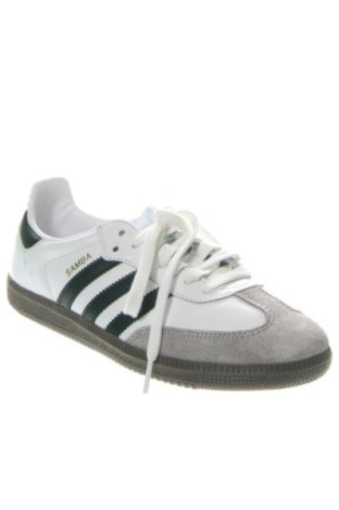 Дамски обувки Adidas Originals, Размер 39, Цвят Многоцветен, Цена 76,69 €