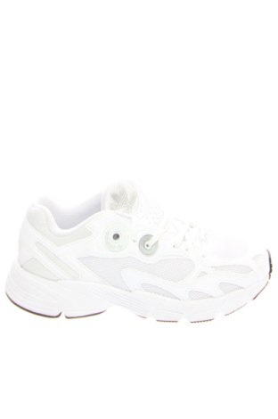 Дамски обувки Adidas Originals, Размер 40, Цвят Бял, Цена 84,36 €, #136063078