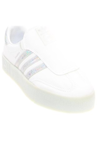 Дамски обувки Adidas Originals, Размер 38, Цвят Бял, Цена 53,68 €