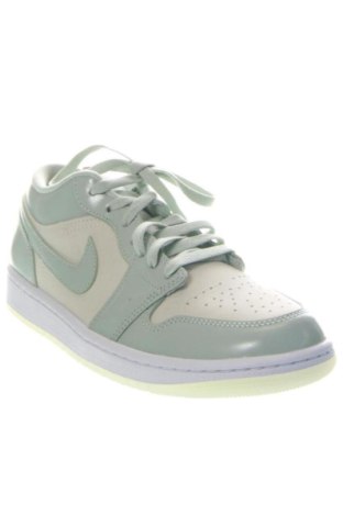 Încălțăminte de damă Air Jordan Nike, Mărime 40, Culoare Verde, Preț 674,99 Lei