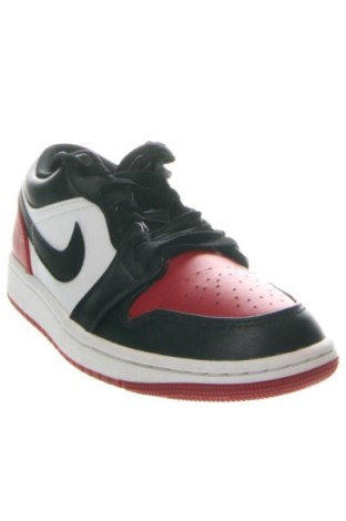 Încălțăminte de damă Air Jordan Nike, Mărime 40, Culoare Multicolor, Preț 674,99 Lei