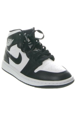 Încălțăminte de damă Air Jordan Nike, Mărime 38, Culoare Multicolor, Preț 634,99 Lei