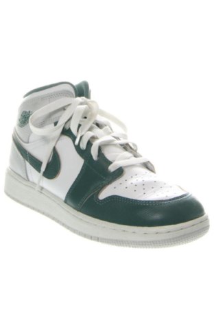 Încălțăminte de damă Air Jordan Nike, Mărime 39, Culoare Multicolor, Preț 674,99 Lei