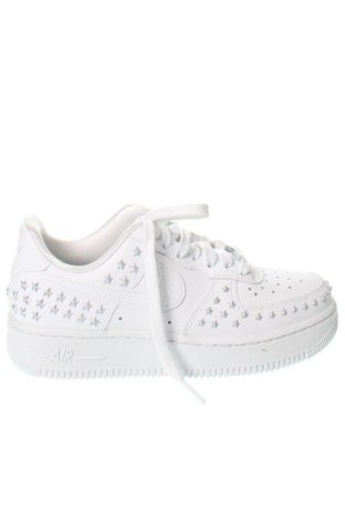 Încălțăminte de damă Air Jordan Nike, Mărime 36, Culoare Alb, Preț 549,99 Lei