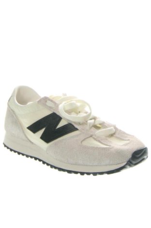 Obuwie damskie New Balance, Rozmiar 42, Kolor Kolorowy, Cena 357,99 zł
