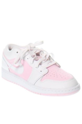 Дамски обувки Nike, Размер 36, Цвят Многоцветен, Цена 76,69 €