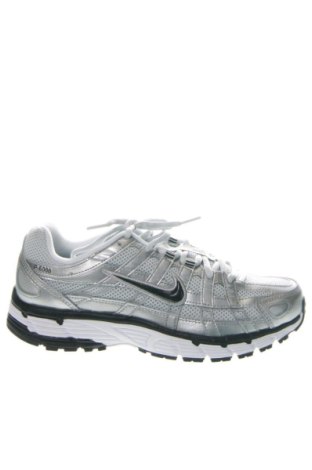 Încălțăminte de damă Nike, Mărime 38, Culoare Multicolor, Preț 644,99 Lei
