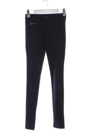 Damskie spodnie Bershka, Rozmiar XXS, Kolor Niebieski, Cena 80,38 zł