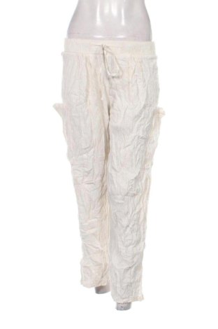 Damenhose Bershka, Größe S, Farbe Ecru, Preis 8,99 €