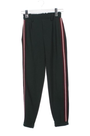 Pantaloni de femei Bershka, Mărime XXS, Culoare Verde, Preț 43,99 Lei