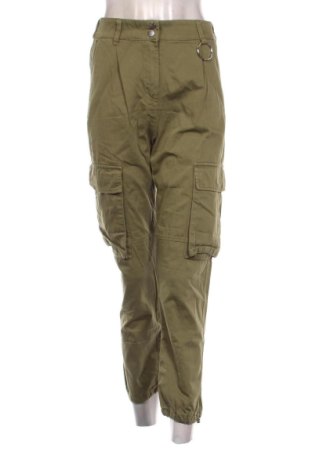 Damenhose Bershka, Größe S, Farbe Grün, Preis € 10,99