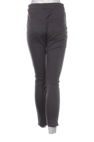 Damskie spodnie Christian Berg, Rozmiar M, Kolor Fioletowy, Cena 80,38 zł