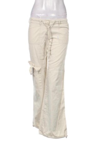 Дамски панталон Defacto, Размер M, Цвят Бежов, Цена 14,74 €