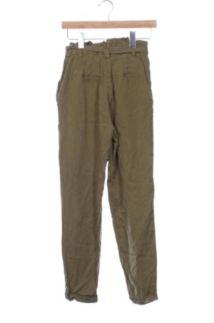 Дамски панталон Garcia, Размер XS, Цвят Зелен, Цена 8,63 €