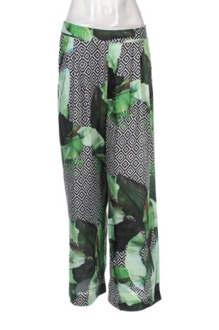 Pantaloni de femei Guess, Mărime M, Culoare Multicolor, Preț 95,99 Lei