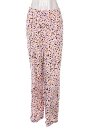 Pantaloni de femei Pieces, Mărime M, Culoare Multicolor, Preț 85,99 Lei