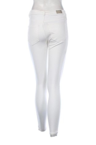 Dámské kalhoty  Pull&Bear, Velikost S, Barva Bílá, Cena  439,00 Kč