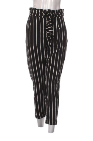 Damenhose Pull&Bear, Größe M, Farbe Mehrfarbig, Preis € 6,99