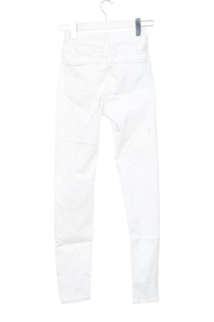 Damenhose Pull&Bear, Größe XS, Farbe Weiß, Preis € 10,00