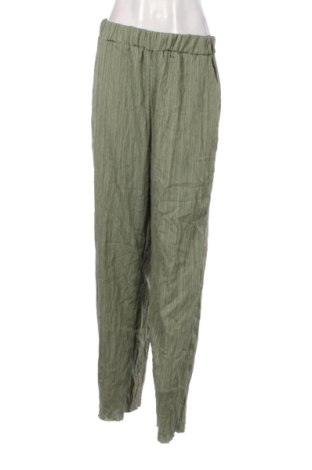 Дамски панталон SHEIN, Размер L, Цвят Многоцветен, Цена 10,73 €