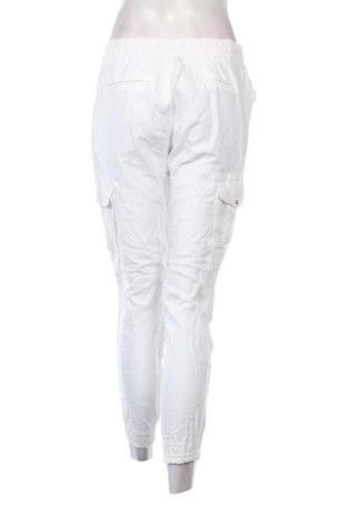 Дамски панталон Stradivarius, Размер L, Цвят Бял, Цена 15,33 €
