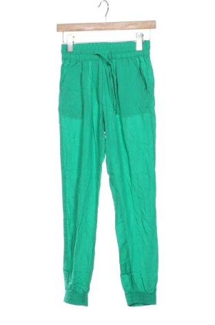 Γυναικείο παντελόνι Terranova, Μέγεθος XS, Χρώμα Πράσινο, Τιμή 22,99 €