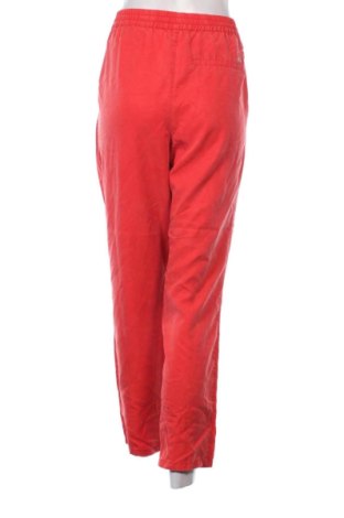 Дамски панталон Tommy Jeans, Размер L, Цвят Червен, Цена 42,43 €