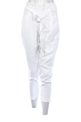 Pantaloni de femei Zara, Mărime S, Culoare Alb, Preț 85,99 Lei