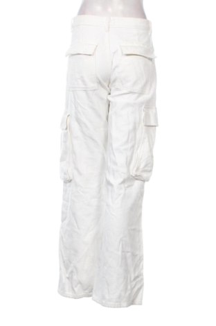 Дамски панталон Zara, Размер L, Цвят Бял, Цена 32,21 €