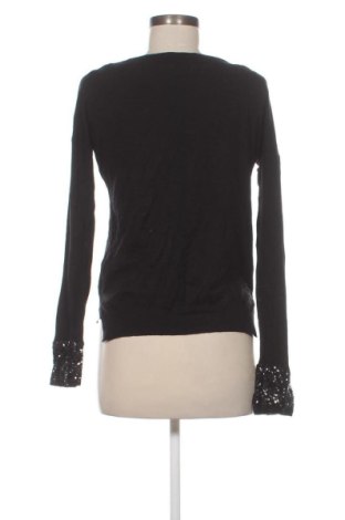 Dámský svetr Guess, Velikost M, Barva Černá, Cena  589,00 Kč