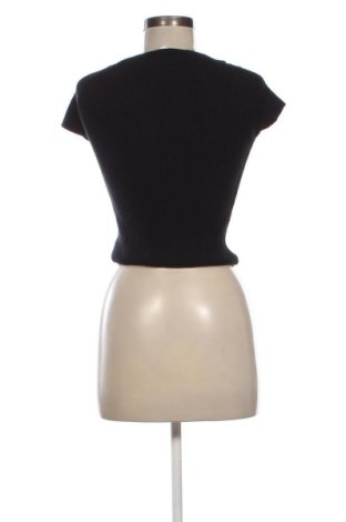 Női pulóver Nenette, Méret S, Szín Fekete, Ár 26 389 Ft