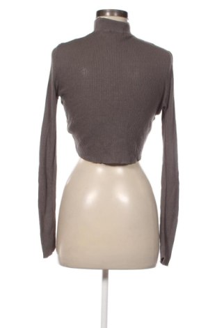 Női pulóver Pretty Little Thing, Méret M, Szín Szürke, Ár 6 092 Ft