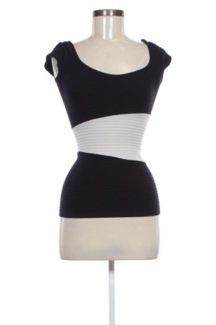 Női top Guess By Marciano, Méret XS, Szín Fekete, Ár 8 678 Ft