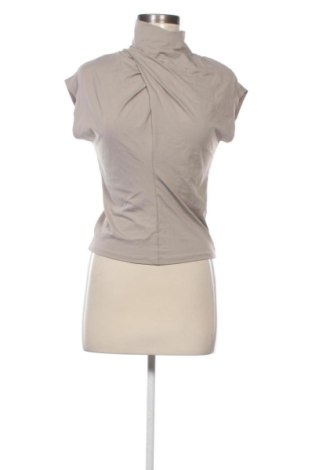 Top de femei Zara, Mărime M, Culoare Bej, Preț 126,99 Lei