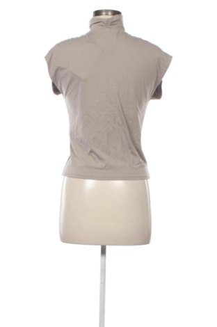 Top de femei Zara, Mărime M, Culoare Bej, Preț 126,99 Lei