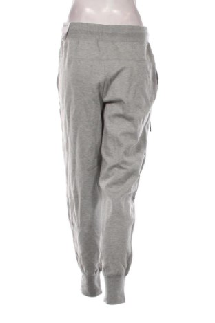 Dámské tepláky Nike, Velikost M, Barva Šedá, Cena  619,00 Kč