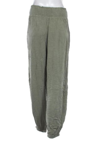 Дамско спортно долнище SHEIN, Размер M, Цвят Зелен, Цена 6,64 €