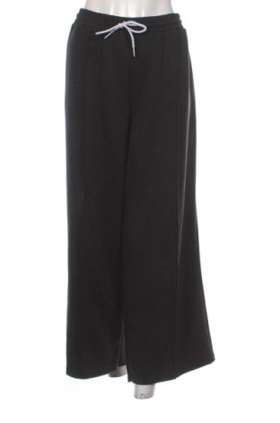 Дамско спортно долнище Unbranded, Размер L, Цвят Черен, Цена 15,00 €