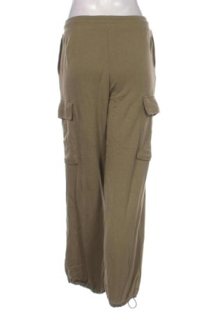 Damen Sporthose Uniqlo, Größe M, Farbe Grün, Preis € 12,99