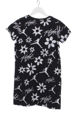 Detské šaty  Air Jordan Nike, Veľkosť 11-12y/ 152-158 cm, Farba Viacfarebná, Cena  16,95 €