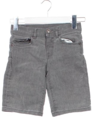 Gyerek rövidnadrág C&A, Méret 6-7y / 122-128 cm, Szín Szürke, Ár 2 479 Ft