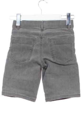 Gyerek rövidnadrág C&A, Méret 6-7y / 122-128 cm, Szín Szürke, Ár 2 479 Ft