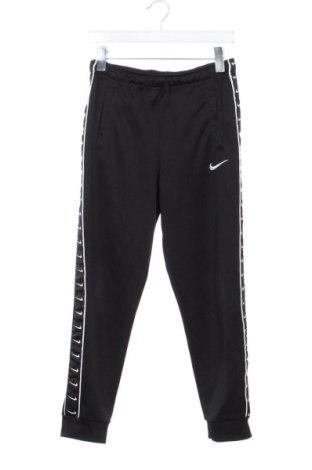 Detské nohavice  Nike, Veľkosť 12-13y/ 158-164 cm, Farba Čierna, Cena  24,95 €