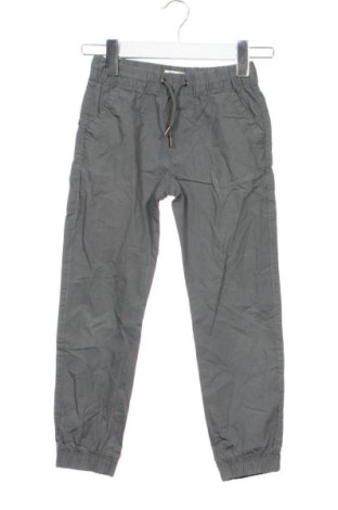 Kinderhose Oviesse, Größe 5-6y/ 116-122 cm, Farbe Grün, Preis € 8,99