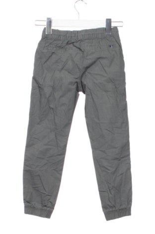 Kinderhose Oviesse, Größe 5-6y/ 116-122 cm, Farbe Grün, Preis € 8,99