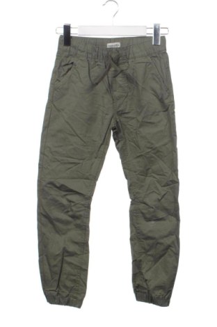 Kinderhose Oviesse, Größe 7-8y/ 128-134 cm, Farbe Grün, Preis € 7,99